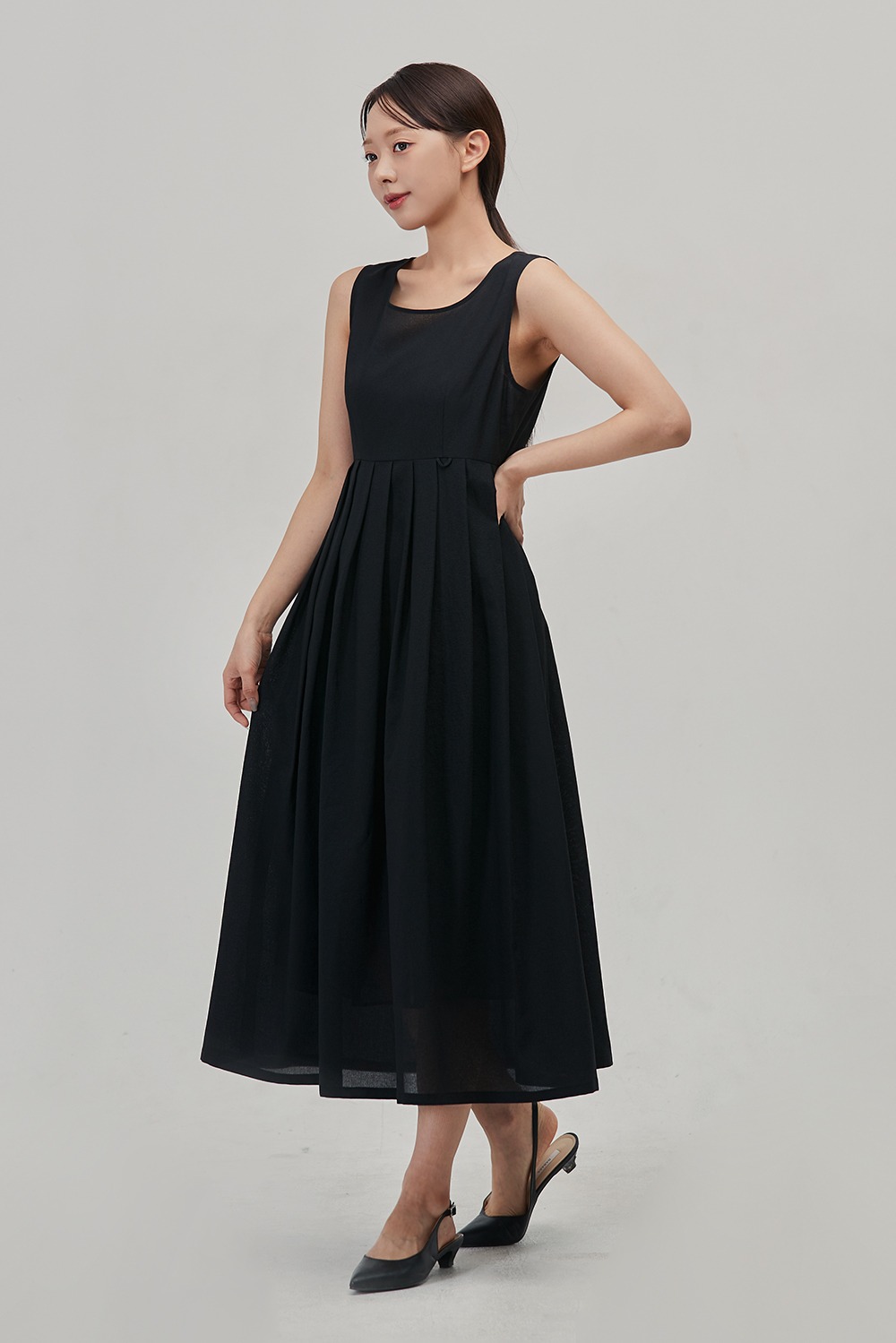 Light Dress 2 [Black]