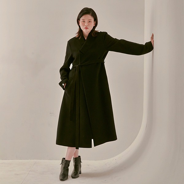 Woman Sochangui Maxi Coat [Black]