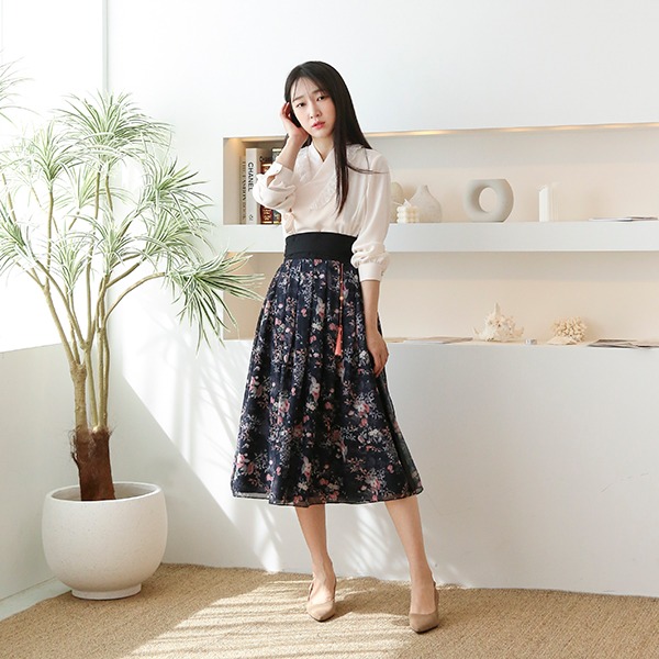 Jela Flower Waist Skirt [Black]
