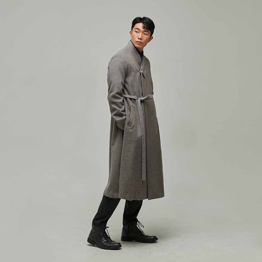 Maxi coats of gray men sochang [warm gray]