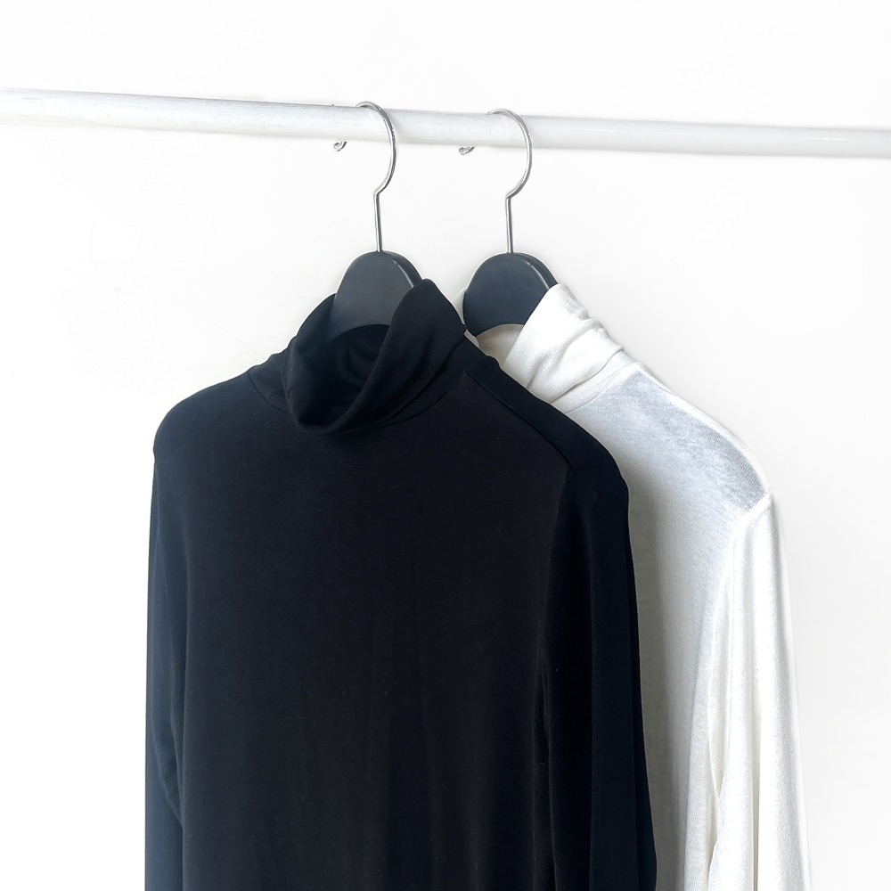 [Matching]See-through Turtleneck T-shirt [Black / Ivory]