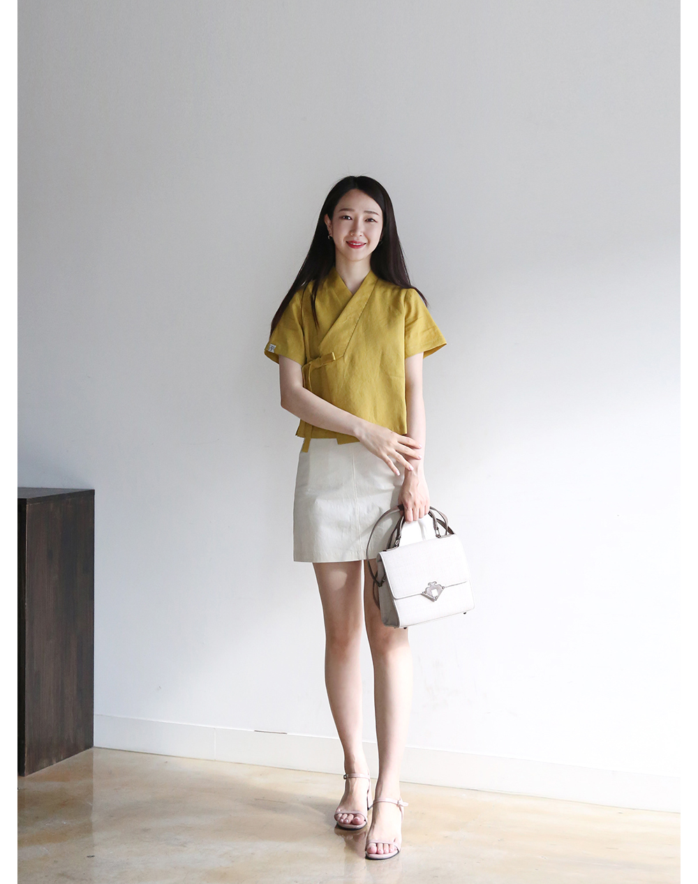 blouse model image-S12L29