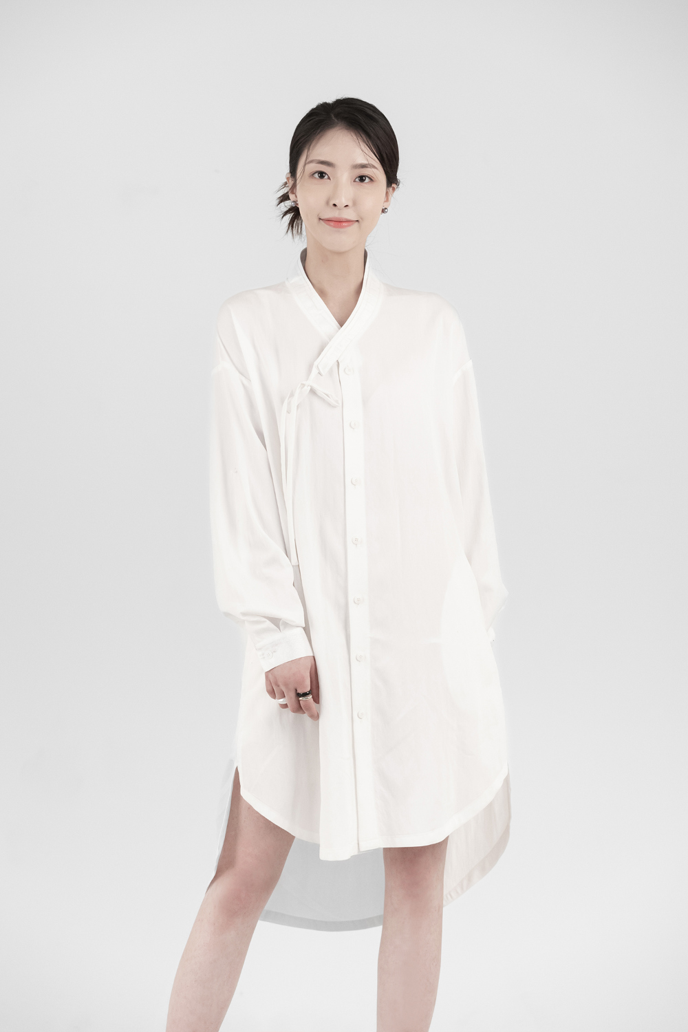 blouse model image-S10L14