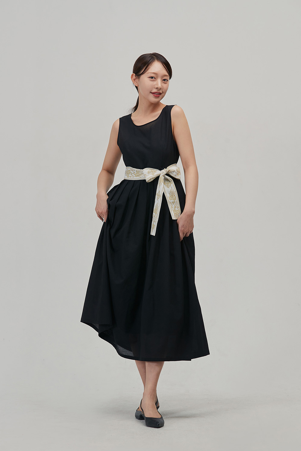 long dress model image-S45L1